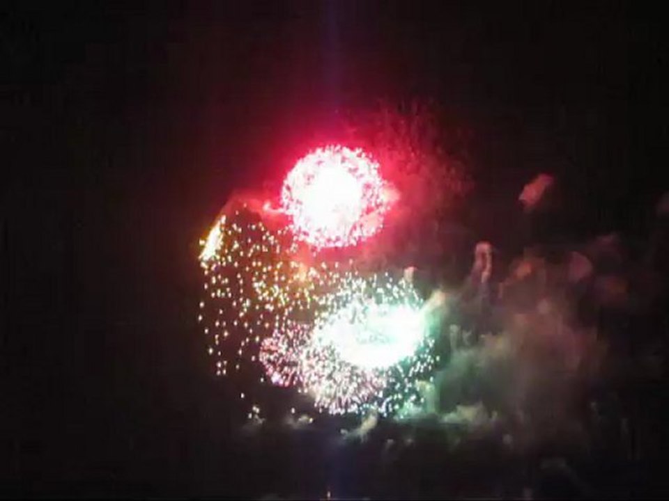 салют 23 февраля 2011