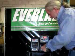 Video herunterladen: Everlast Stick Welders