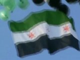 فري برس دمشق المزة   علم الاستقلال يرفرف عالياً في السماء  9 5 2012 Damascus