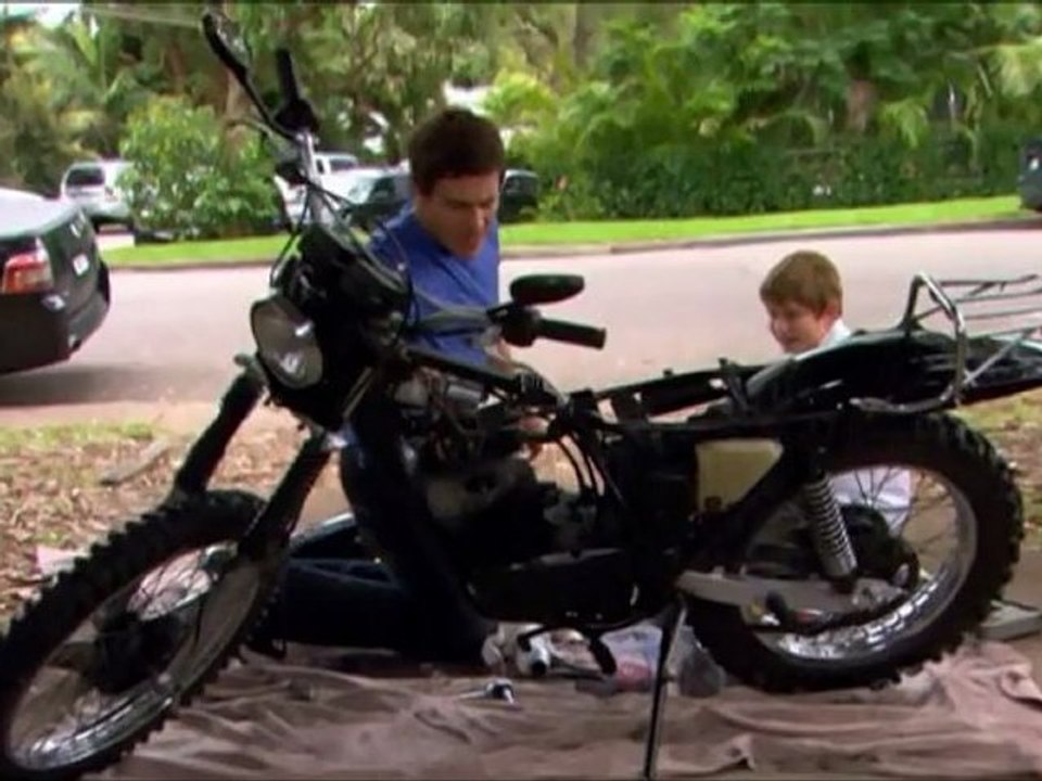 Home And Away 5515