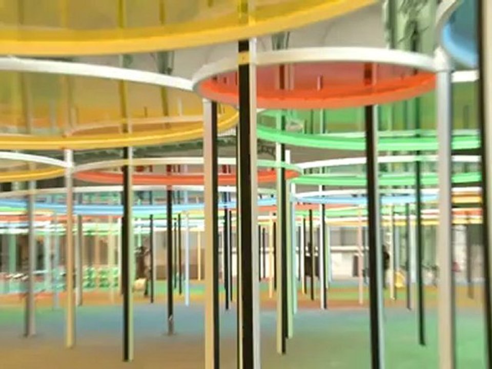 Monumenta: Daniel Buren éclabousse de couleurs le Grand Palais