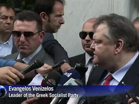 Greek socialists reach for coalition amid bailout threats