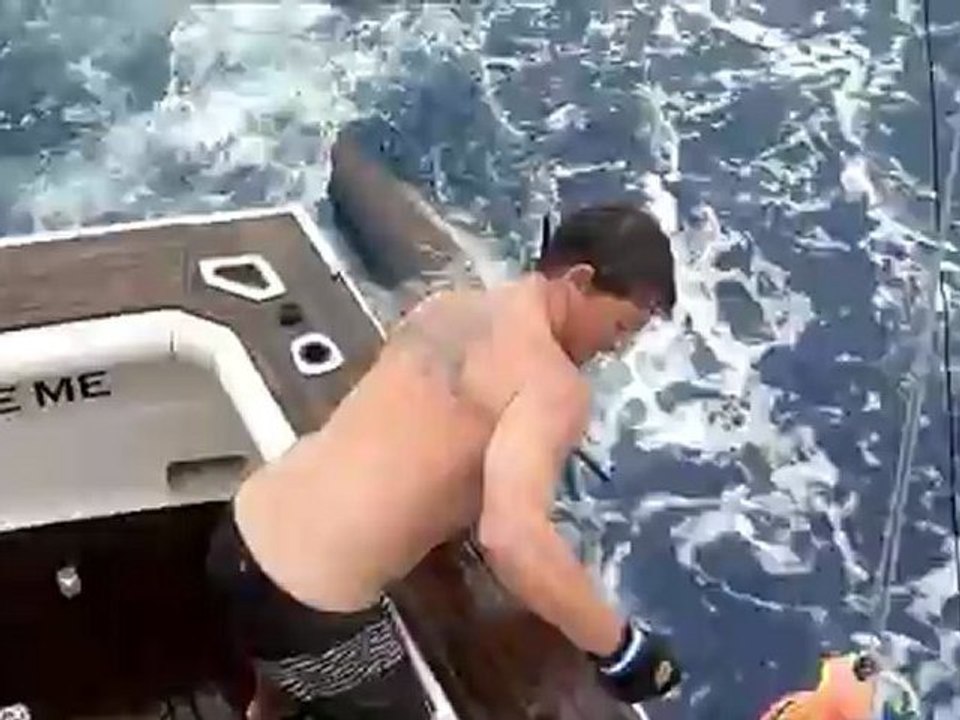 Tagging a Blue Marlin aboard Bite Me