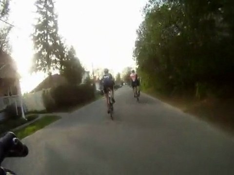Gopro. Laval-Ouest avec Huguette et Marjolaine le 7 mai 2012. clubcycloroute.ca