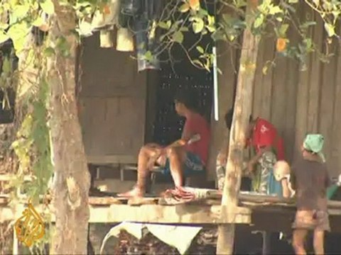 Corruption in camps on Thai-Myanmar border