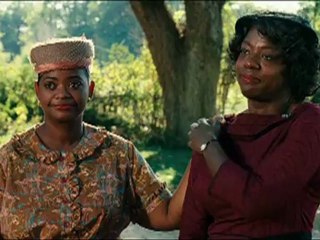 The Help - Aibileen Character Profile Featurette