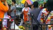 Thousands flee Bangkok floods