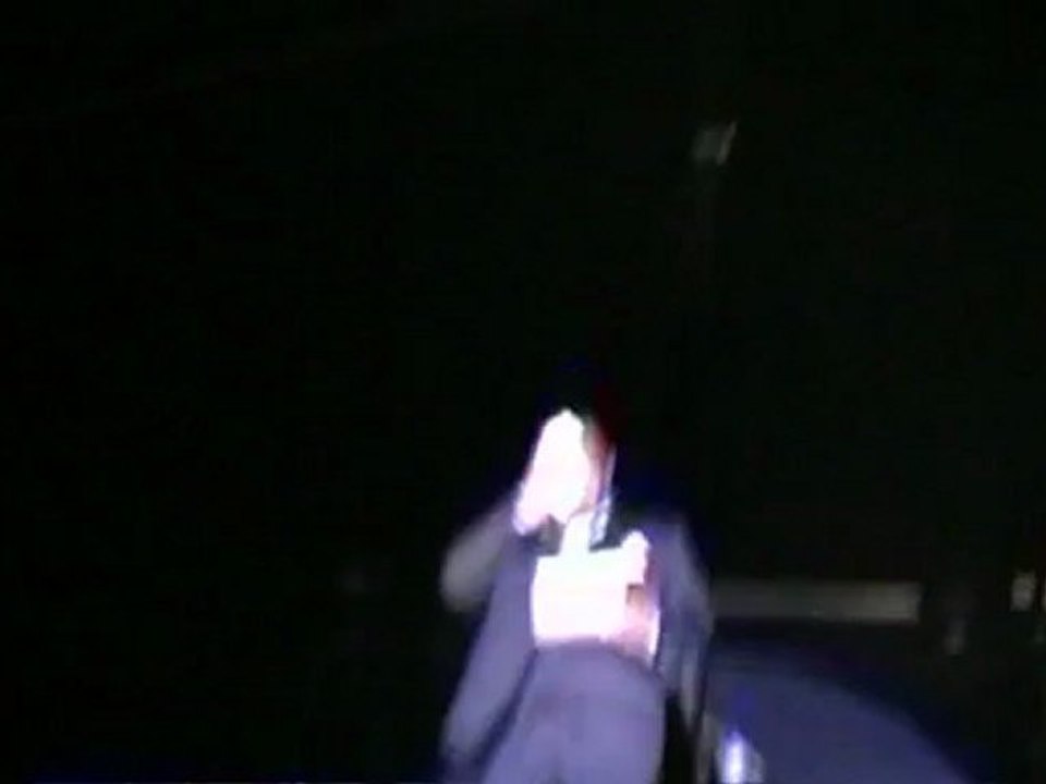 Dieudonné - "Rendez-nous Jésus" - Bruxelles - 2ème séance - Interrompu par Police (partie 1)