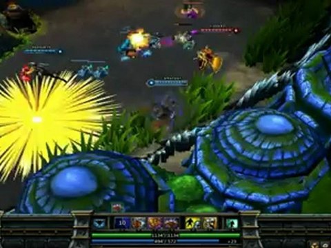 LoL : Régis et ses potes tentent un gank