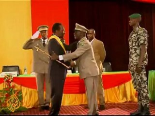 Mali's military leaders 'repel counter coup'