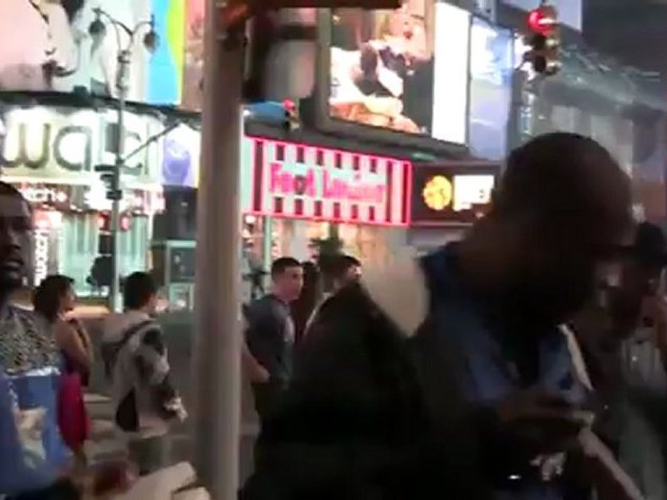 The world isnt ending, just your kingdom Part 9 (2nd Shift)