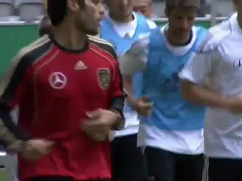 Nationalmannschaft beginnt Vorbereitung ohne Khedira und Özil