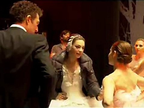 Black Swan - Exclusive Interview With Natalie Portman