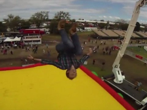 Le Bag-jump : un saut de 30 mètres dans le vide