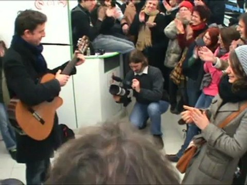 Petit Chef - Le pieton @ Lavomatic Tour (Saison 5 - 2012-02-01)