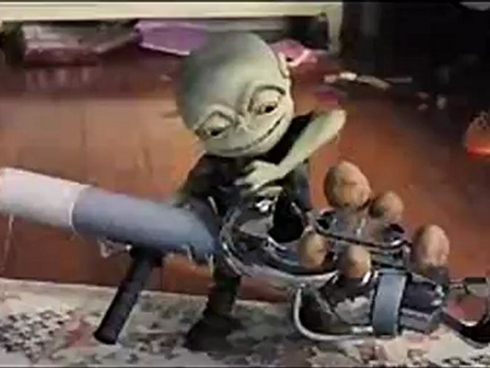 Aliens In The Attic - Trailer