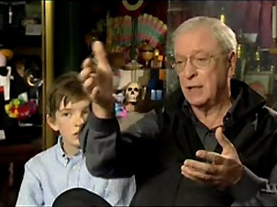 Is Anybody There? - Exclusive interview with Michael Caine & Bill Milner