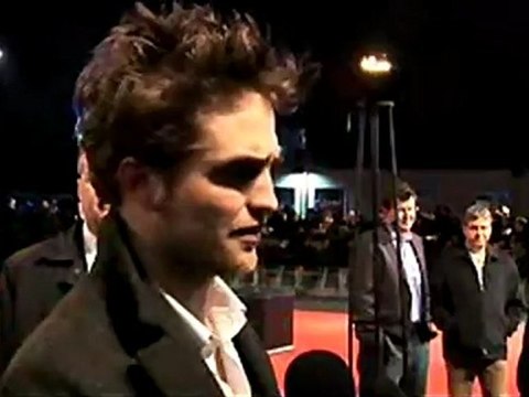 The Twilight Saga - New Moon - Exclusive Cast and Crew BD/DVD Feature