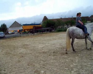 Pakita et le ballon montée