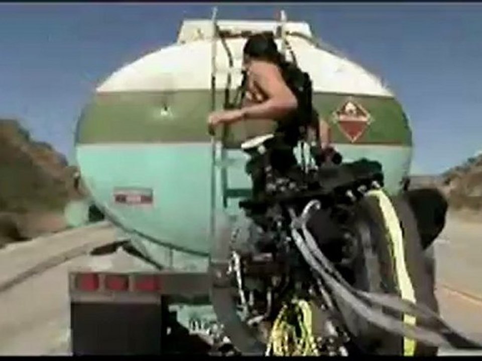 Fast and Furious - DVD Extra - Shooting The Big Rig Heist (Extract)