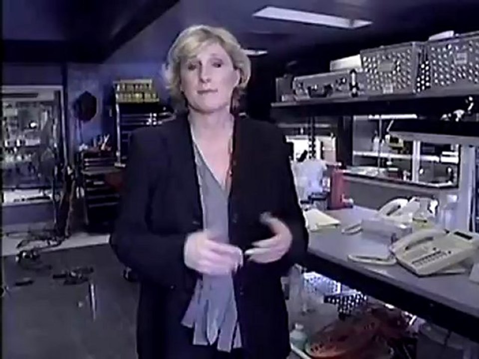 CSI: Crime Scene Investigation - Season 2 - DVD Extra - Set Walkthrough