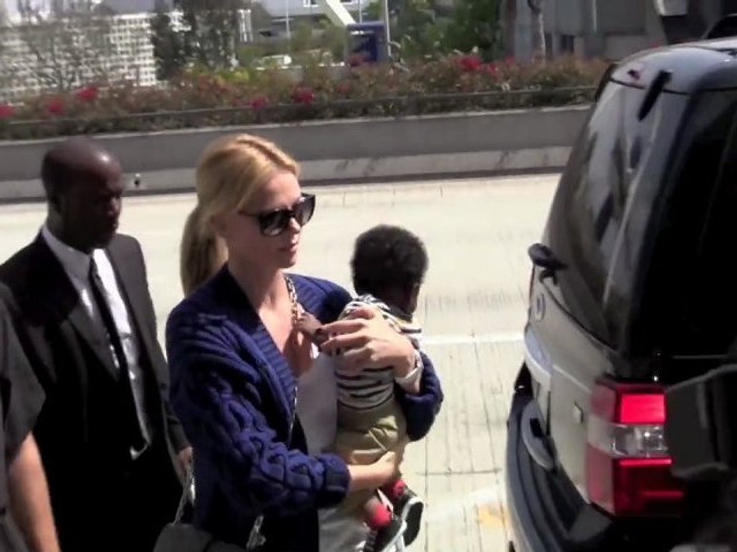 ⁣Celebrities' First Mother's Day