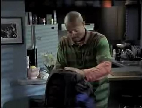Scrubs: The Complete Fifth Season - Clip - Scratch my nose