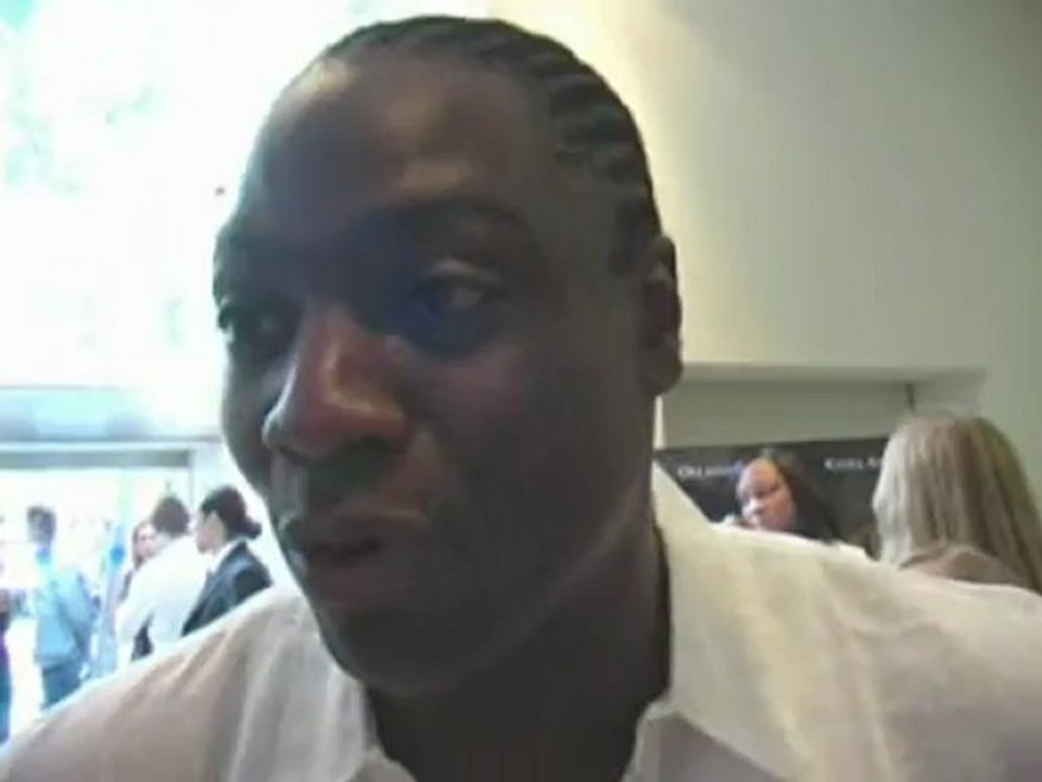 Lost: Season 2 - Part 1 - Exclusive interview with Adewale Akinnuoye-Agbaje