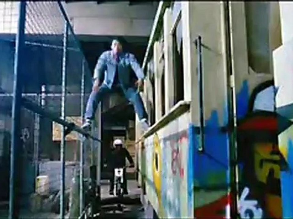 Warrior King - Clip - Bike chase