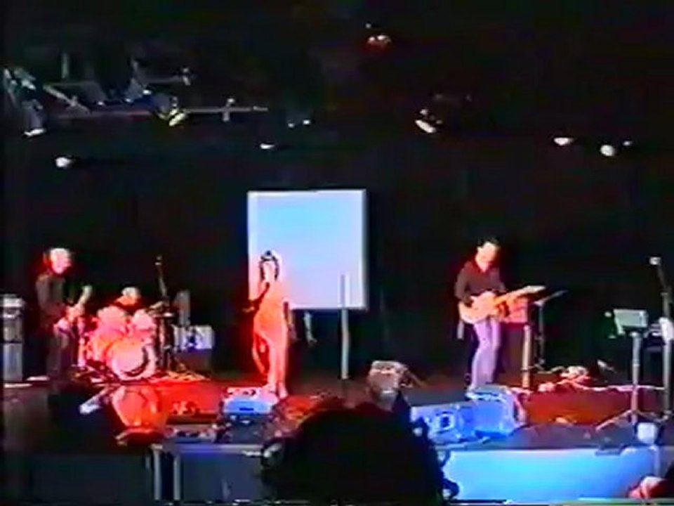 Trought your mind   ( Acid China X )  live au chiroux -  2002