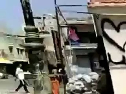 فري برس اللاذقية جنود الاحتلال ساحة اوغاريت 11 5 2012 Latakia