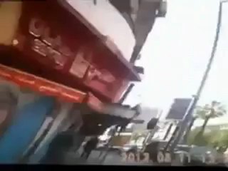 فري برس اللاذقية المحتلة الأمن أمام جامع عمربن الخطاب 11 5 2012 Latakia