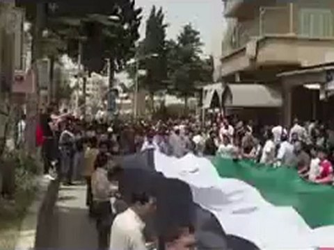 فري برس ادلب سلقين جمعة نصر من الله وفتح قريب 11 5 2012ج1 Idlib