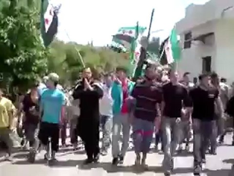 فري برس اللاذقية الحفة بكاس لبيك لبيك لبيك يالله 11 5 2012 Latakia