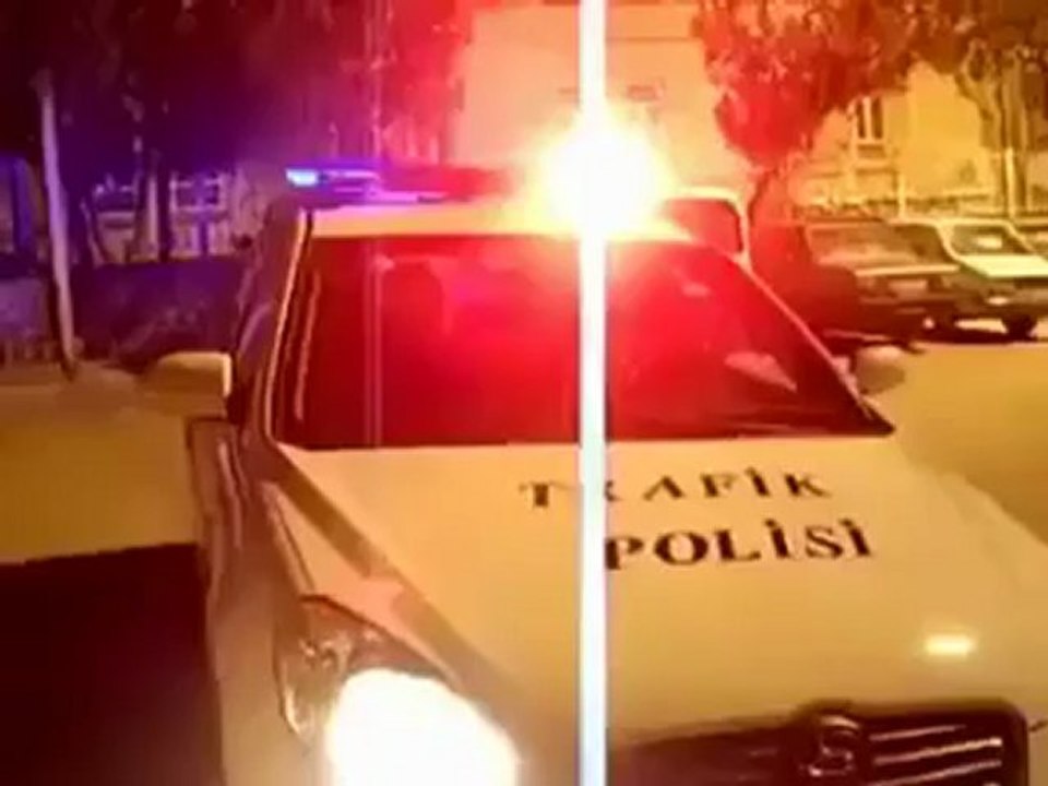 polis arabası