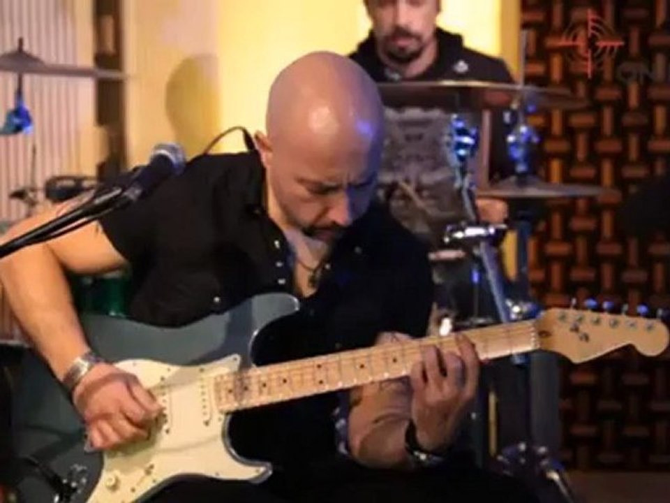 Haluk Levent - Acılara Tutunmak