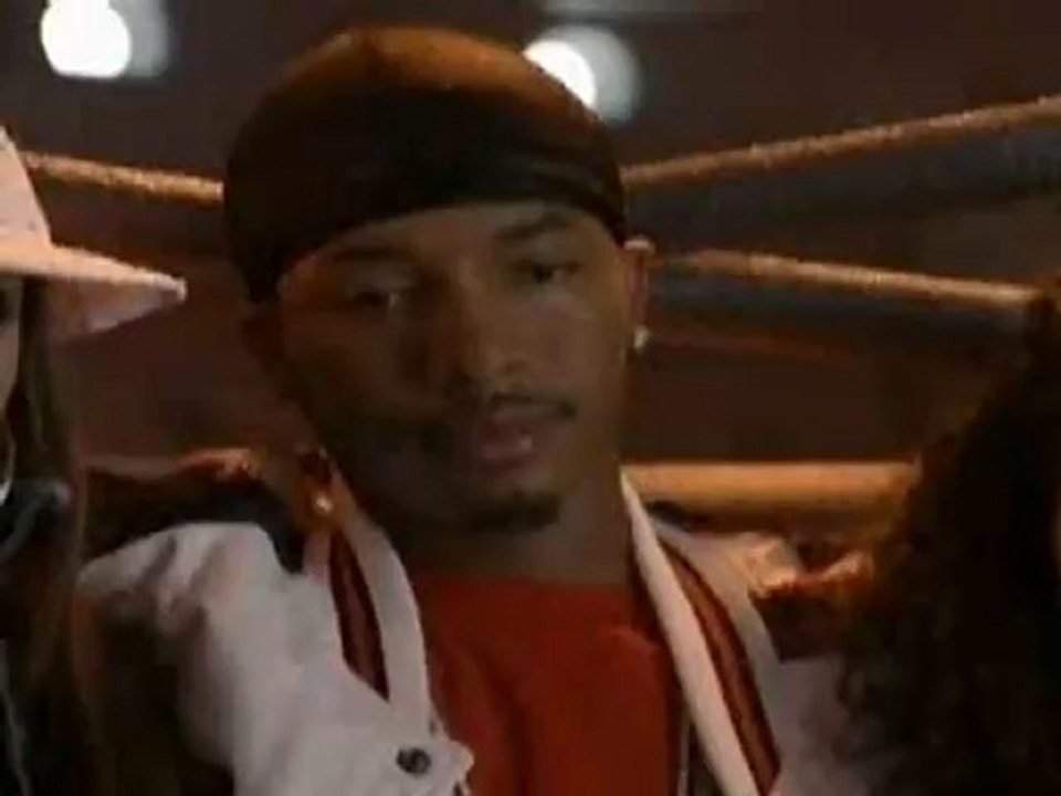 Scary Movie 4 - DVD deleted scene - The VIP room