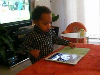 Léo danse sur Adèle