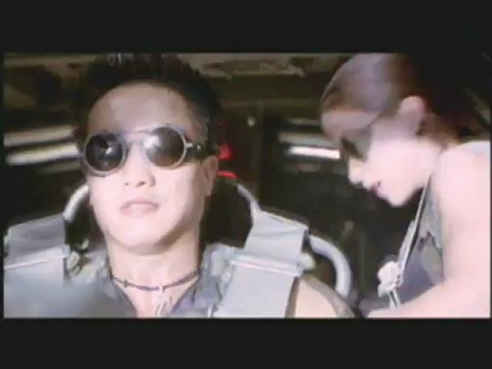 The Chronicles Of Riddick - Clip - Riddick lands on Cremetoria