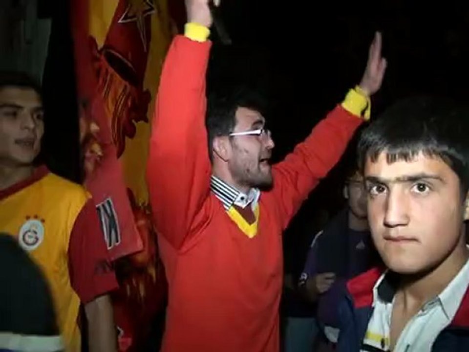 haberdenhaber.comDursunbey'de Şampiyonluk Kutlamaları