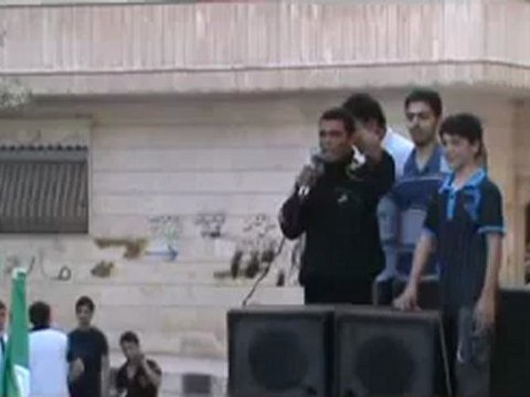 Syria فري برس ادلب أريحا انشقاق المجند عقبة خليل العيسى في مظاهرة اليوم 12 5 2012 Idlib