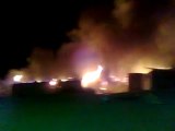 Syria   فري برس  البوكمال حرق عصابات الاسد لمحلات المواطنين في منطقة الكتف 11 5 2012ج2 ALbokamal