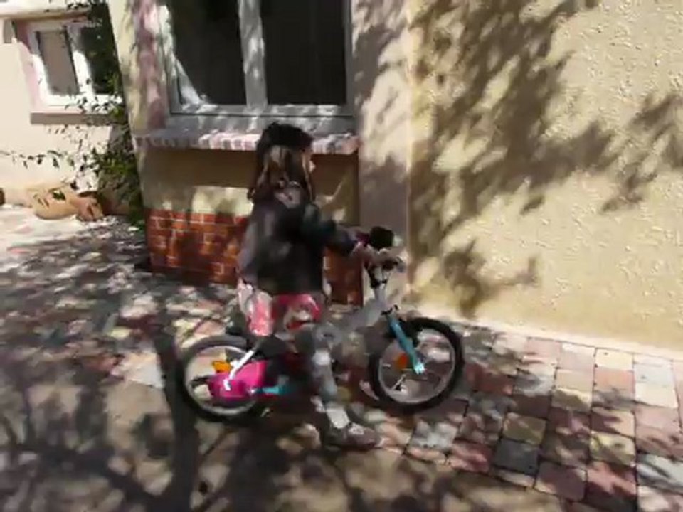 vidéo pour Mamie : vélo