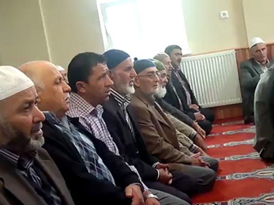 BAŞARAN KÖYÜ PARPACIOĞLU MAHALLESİNDE ÇOK GÜZEL BİR MEVLİD VE KURAN DAVETİ