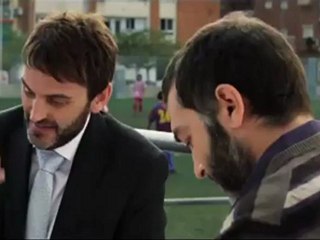 En fuera de juego - Segundo Tráiler Español [480p]