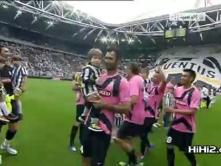 دخلة احتفالية لجماهير اليوفنتوس بعد الفوز بالدوري