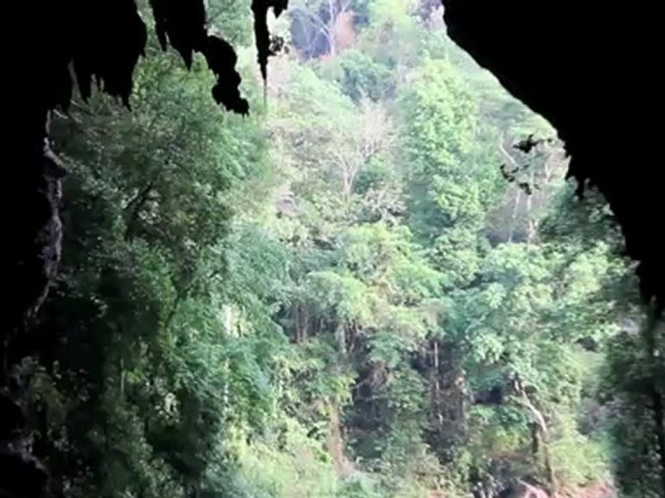 Cave Lod (Tham Nam Lod) Northern Thailand