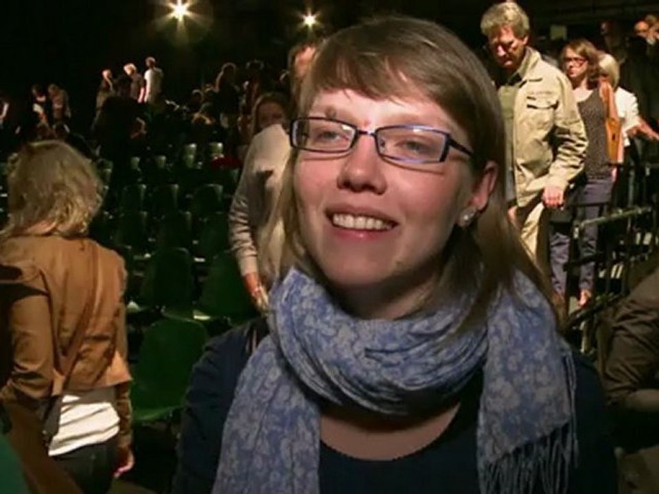 Recordar Auschwitz con títeres