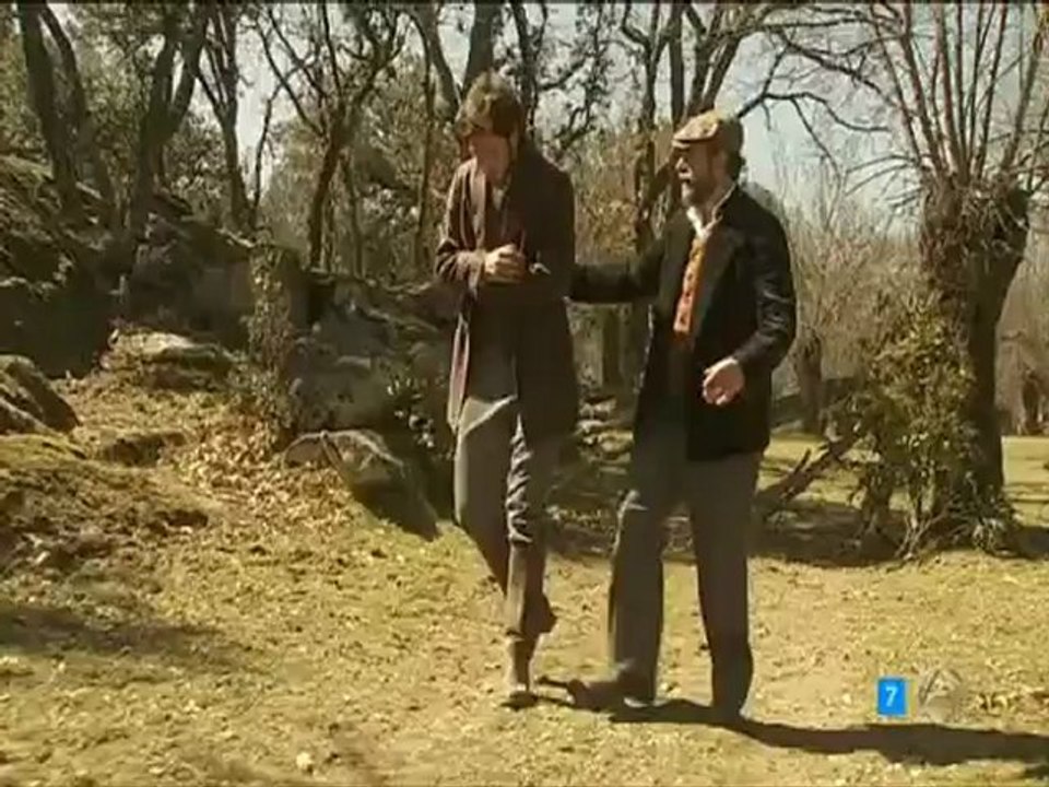 TRISTAN EN EL SUELO RAIMUNDO LE AYUDA A LEVANTARSE DEL SUELO ESDPV 03-05-2012