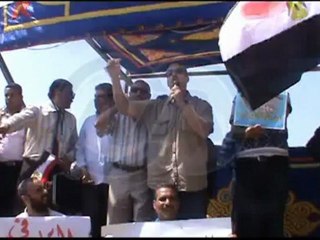 وقفة لتأييد المجلس العسكري امام قصر رأس التين